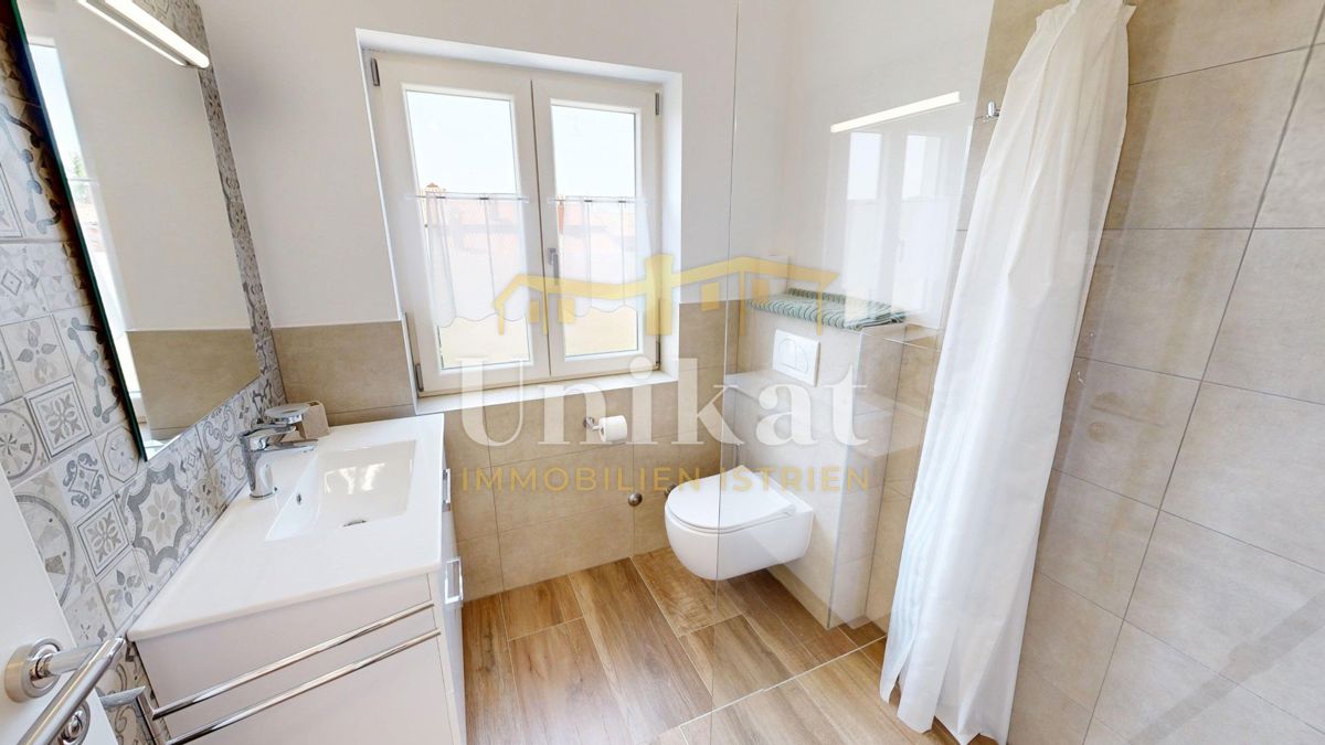 Casa vicino a Vižinada - giardino, piscina, 4 camere da letto